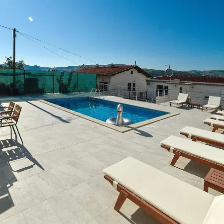Apartmani Antonia Trogir Exterior photo