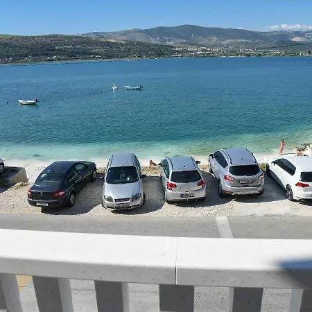 Apartmani Antonia Trogir Exterior photo