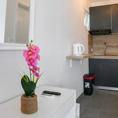 Apartmani Antonia Trogir Exterior photo