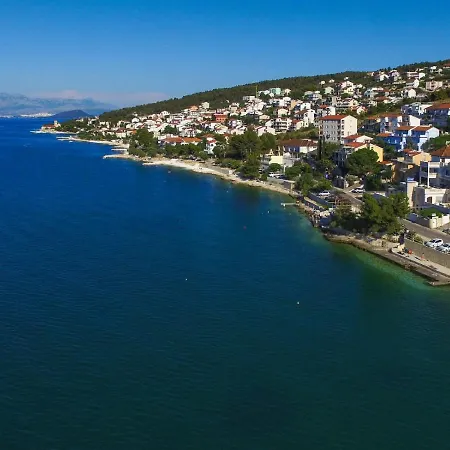 Apartmani Antonia Trogir Exterior photo