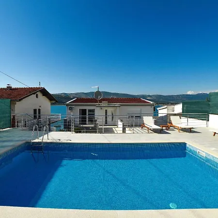Apartmani Antonia Trogir Exterior photo